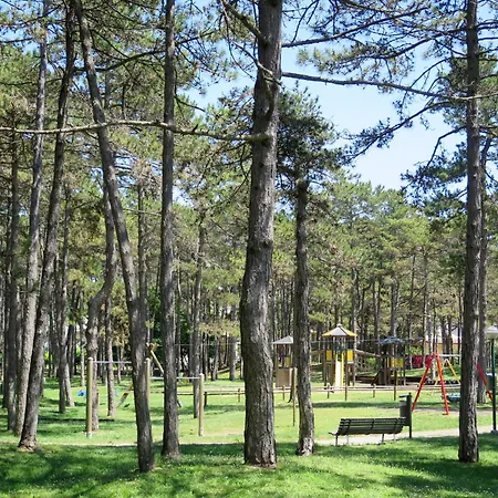 Parco Hemingway-35 By Interhome * Линьяно-Саббьядоро