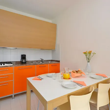 Parco Hemingway-35 By Interhome *