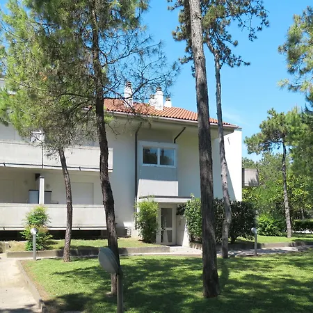 Parco Hemingway-35 By Interhome